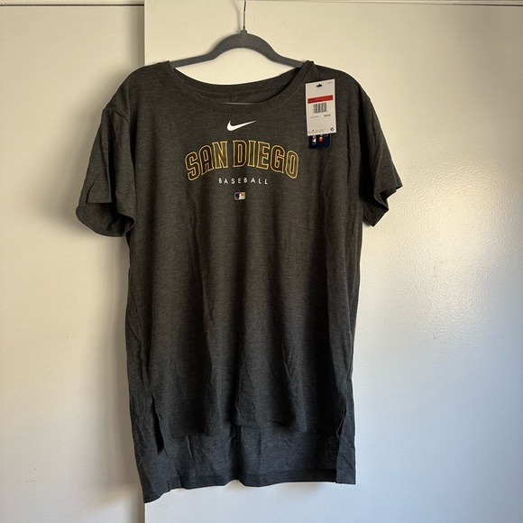 San Diego Padres T-Shirt - Picture 2 of 4